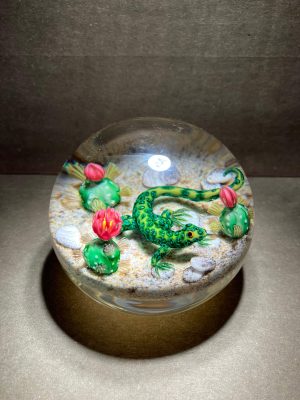 "Aventurine Lizard" glass paperweight by Ken Rosenfeld